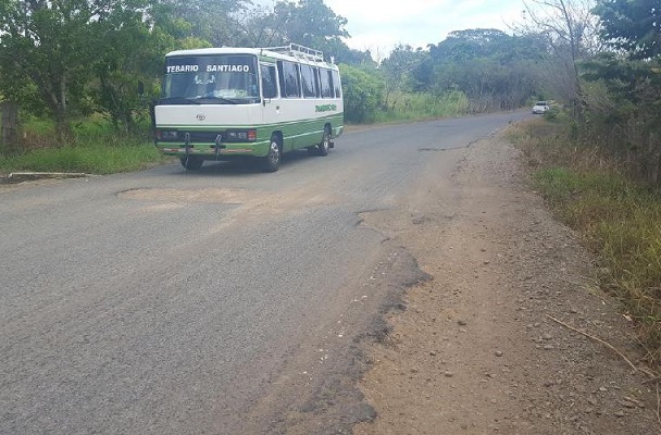 DECEPCIONADOS POR INCUMPLIMIENTO EN CONSTRUCCIÓN DE CARRETERA