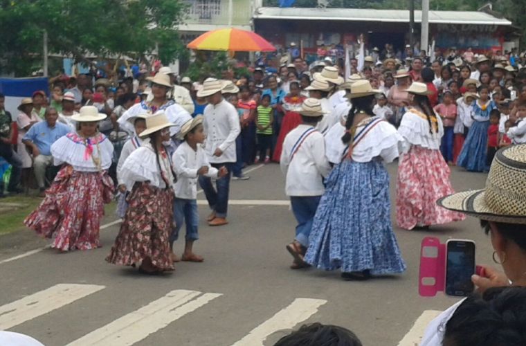 SANTA FE CELEBRA SU GRITO Ondas Centrales 970 AM La Sultana Del Aire