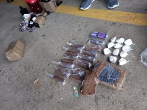 Unidad policial bajo investigación por trafico de droga.