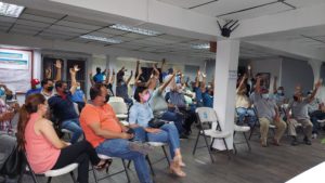 Transportistas en Veraguas aprueban paro de labores por los problemas económicos que enfrenta este sector.