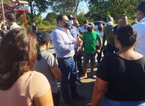 Residentes en la Urbanización San Antonio, piden un mejor servicio de energía eléctrica.