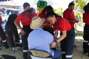 Una gran cantidad de feligreses han sido atendidos por deshidratación Atalaya.