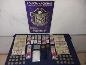 Operativo Antidroga allanan residencia de fabricación de sustancia ilícita en Santiago.