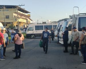 Transportistas de Santa Fé, piden acelerar proyecto vial hacia ese distrito.